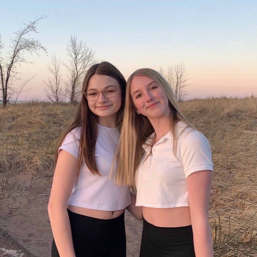 Meet your Posher, - kaitlyn and katelyn